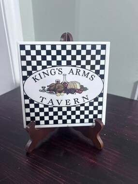 Colonial Williamsburg King's Arms Tavern Decorative Tile/Hot Plate